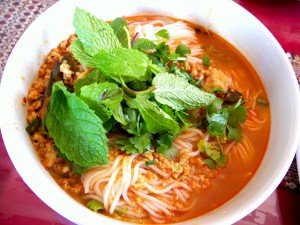 dara-catfish-curry-noodle-soup