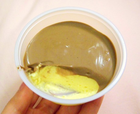 Gregoire - Clemetine mousse with chocolate sauce