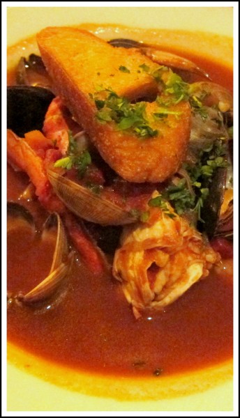 Cioppino ($27) -- dungeness crab, rock fish, mussels and clams in red wine tomato sauce. Good but too spicy for me.