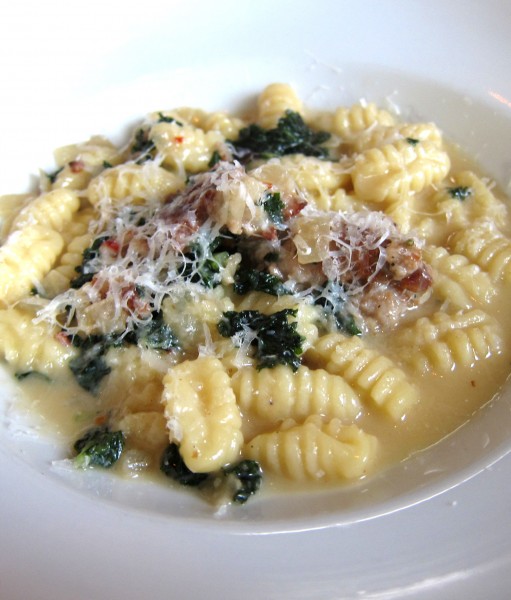 Cavatelli - $14 - pasta with garlic pork sausage, kale, olives and parmigiano  Tasty level: Good It's not all that different from your homemade macaroni and cheese, but we could eat it happily. 
