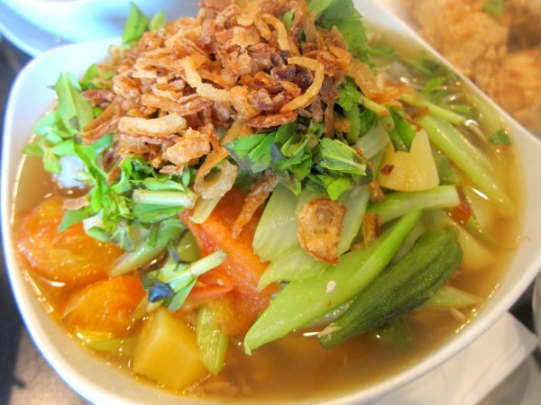 Canh chua - sour soup with fish, tomato, pineapple, okra and celery