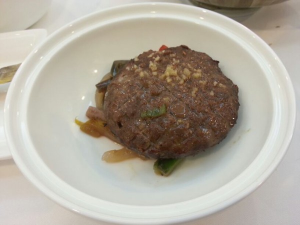 "Grilled minced rib." I'm not sure why these burger-type patties are popular at 한식 [han shik] restaurants, which serve multi-course Korean food. I went out to dinner with some friends the weekend before the conference and was also served a beef patty as part of the set meal. This meat was super dry and lacking in flavor. Imagine an overcooked burger patty and this is unfortunately what this dish tasted like.